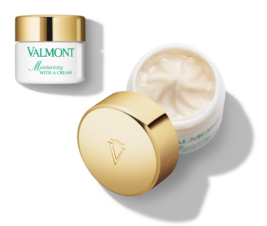 Moisturizing with a Cream: Comforting Hydrating Cream